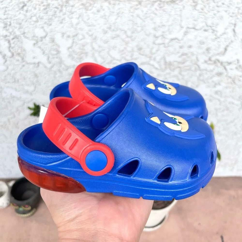 Sonic the Hedgehog Kids Blue Red Light Up Clogs - Picture 2 of 6